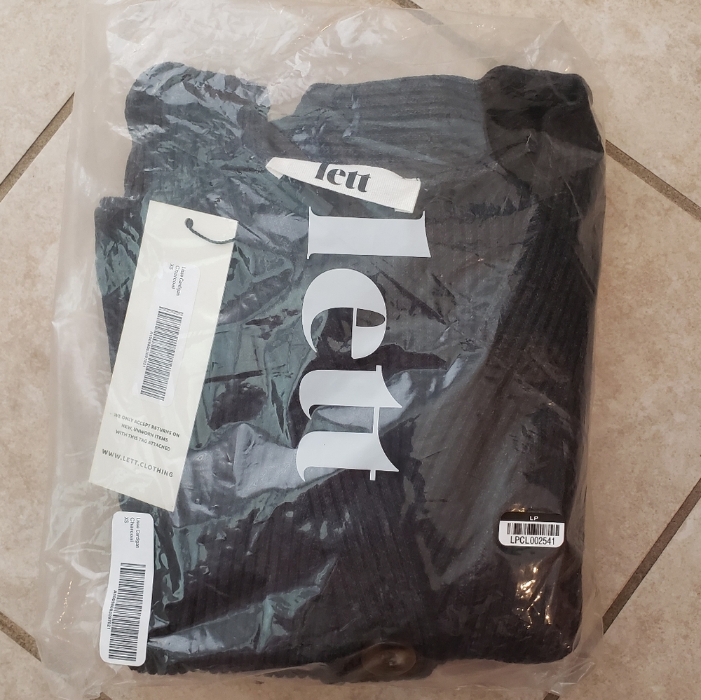 LETT Lisse cardigan charcoal knit patch pockets extra small XS new - Picture 4 of 9